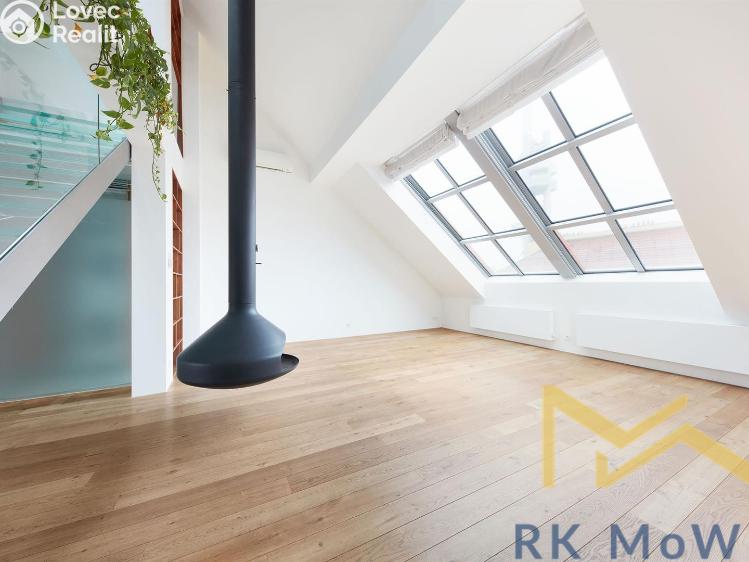 Pronájem bytu 4+KK Praha, Laubova č. 2