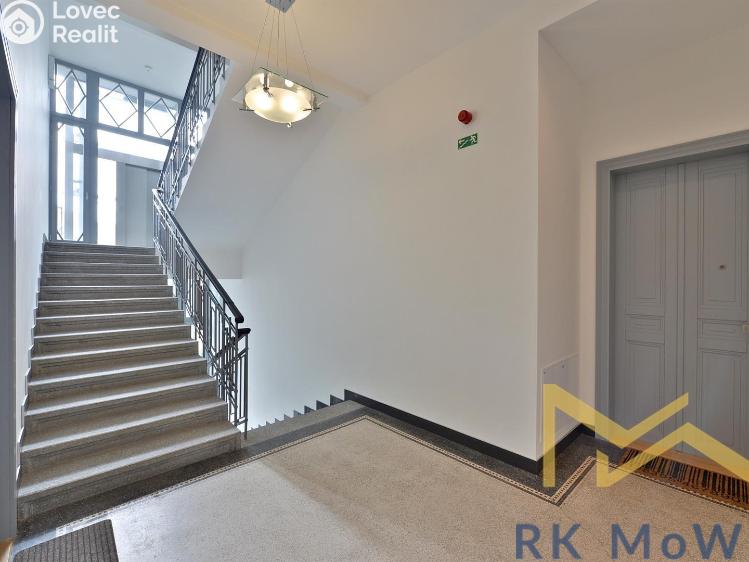 Pronájem bytu 4+KK Praha, Laubova č. 11