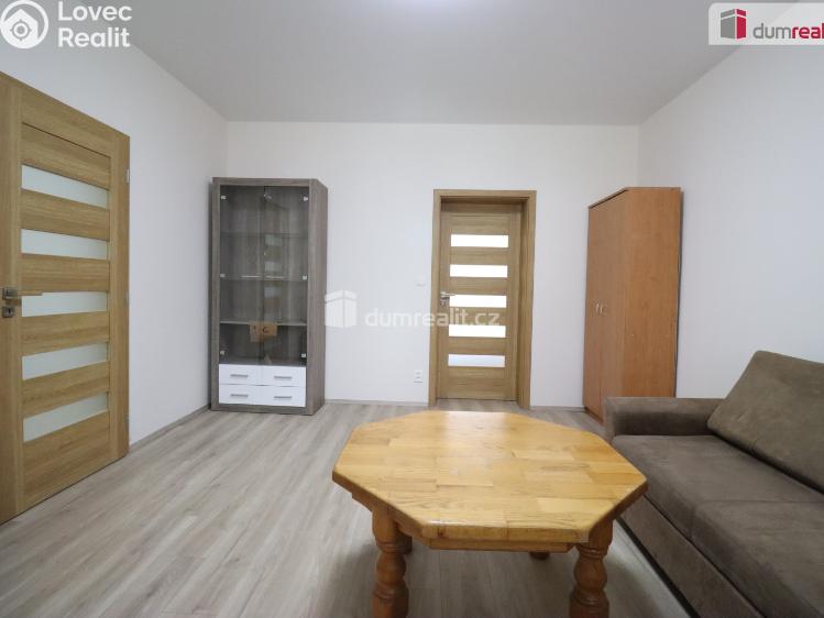 Pronájem bytu 2+1 Dalovice, Májová č. 8