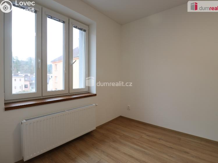 Pronájem bytu 1+1 Dalovice, Májová č. 6