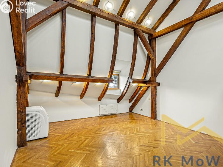 Pronájem bytu 4+1 Praha, Ibsenova č. 13