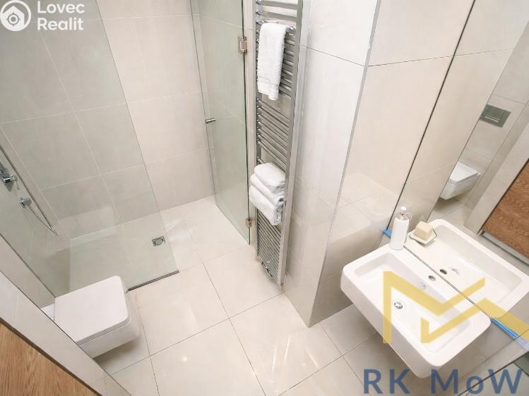 Pronájem bytu 3+KK Praha, Laubova č. 5