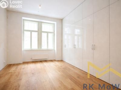 Pronájem bytu 3+KK Praha, Laubova č. 6