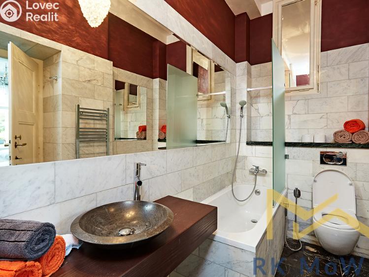 Pronájem bytu 3+1 Praha, Na hrobci 410/1 č. 3