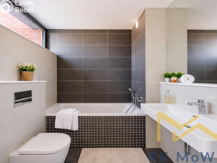 Pronájem rodinného domu Praha, V Šáreckém údolí č. 2