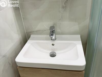 Продаж квартири 1+1 Praha, 5. května č. 8