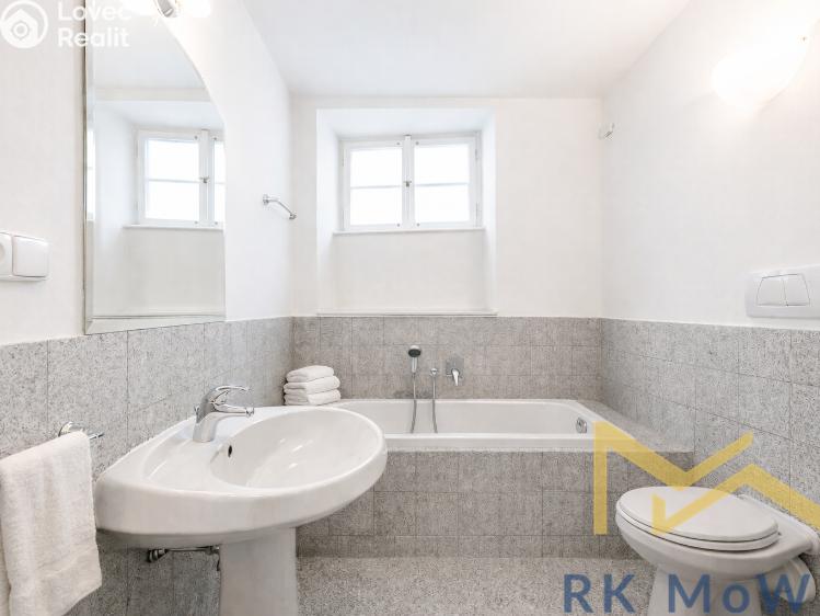 Rent apartment 2+1 Praha, Vlašská 361/5 č. 5