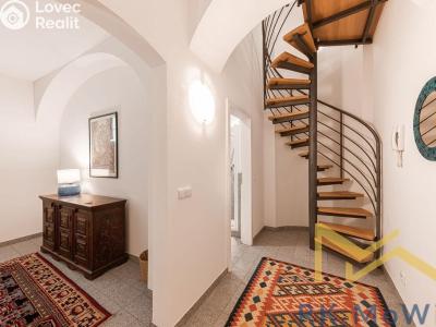 Pronájem bytu 2+1 Praha, Vlašská č. 3