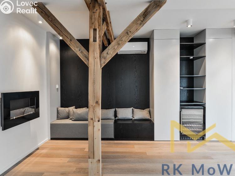 Pronájem bytu 3+KK Praha, náměstí Jiřího z Poděbrad č. 1