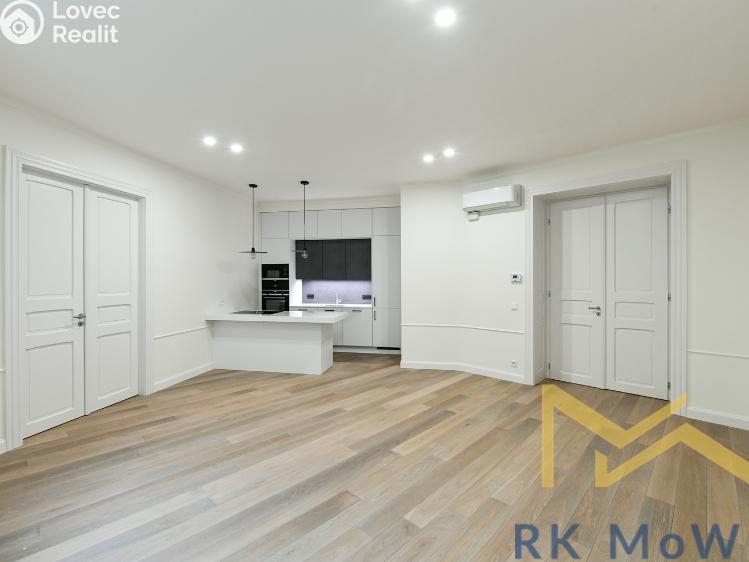 Pronájem bytu 4+KK Praha, náměstí Jiřího z Poděbrad 1561/9 č. 9