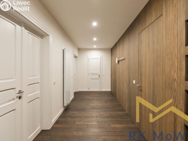 Pronájem bytu 4+KK Praha, Laubova 1659/2 č. 1