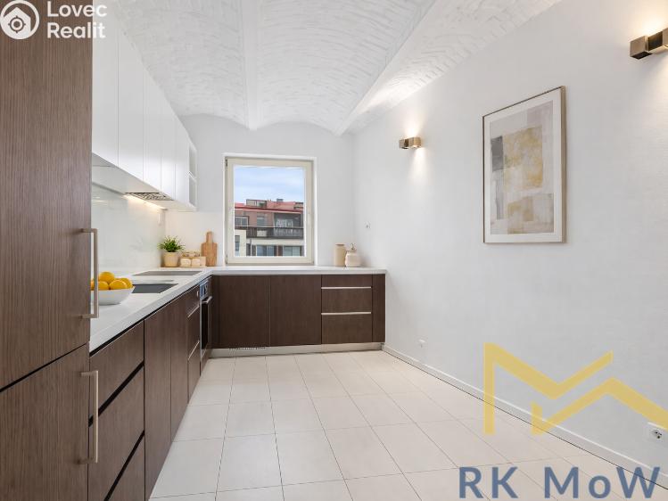 Pronájem bytu 3+1 Praha, U akademie č. 2