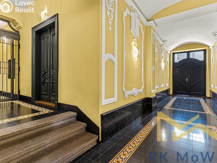 Pronájem bytu 3+1 Praha, Odborů č. 7