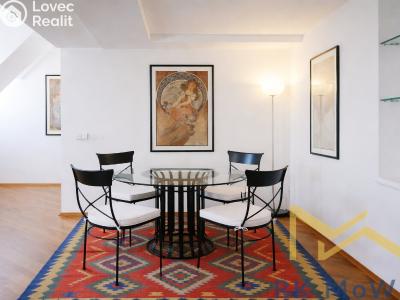 Pronájem bytu 3+1 Praha, Odborů č. 2