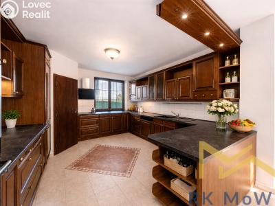 Pronájem rodinného domu Praha, Druhého odboje č. 1