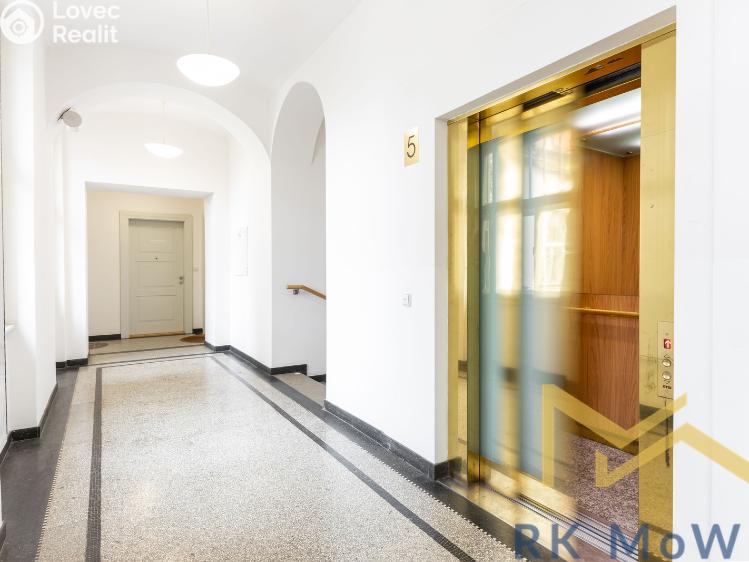 Pronájem bytu 5+KK Praha, Senovážné náměstí č. 5