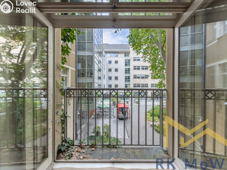 Pronájem bytu 5+KK Praha, Senovážné náměstí č. 6