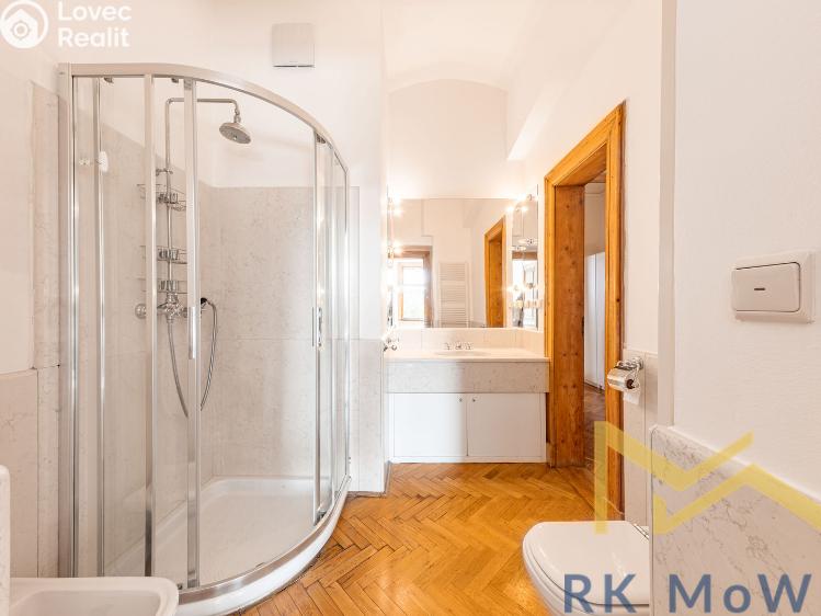 Pronájem bytu 6 a více Praha, Ibsenova č. 7