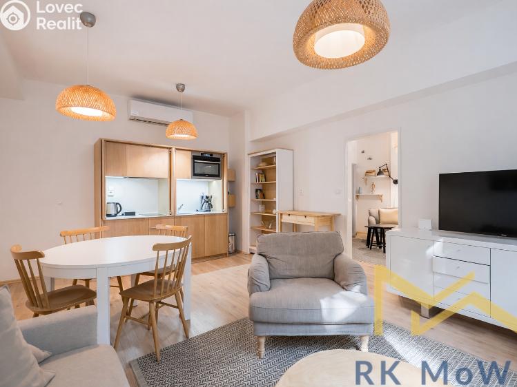 Pronájem bytu 3+KK Praha, Rošických 604/6 č. 1