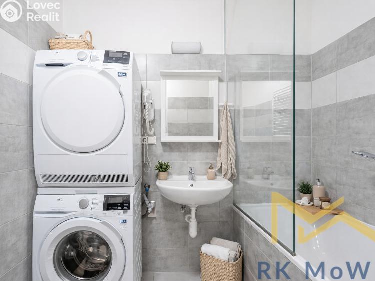 Pronájem bytu 3+KK Praha, Rošických 604/6 č. 5