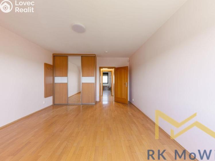 Pronájem rodinného domu Horoměřice, Do Oříšků č. 2