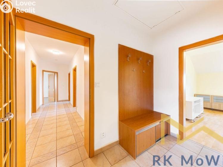 Pronájem rodinného domu Horoměřice, Do Oříšků č. 7