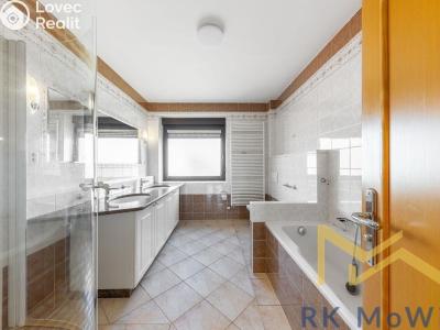 Pronájem rodinného domu Horoměřice, Do Oříšků č. 3