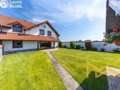 Оренда сімейного будинку Horoměřice, Do Oříšků č. 4