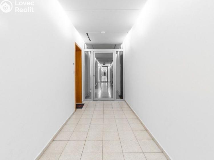 Pronájem bytu 2+KK Praha, Korunní č. 13