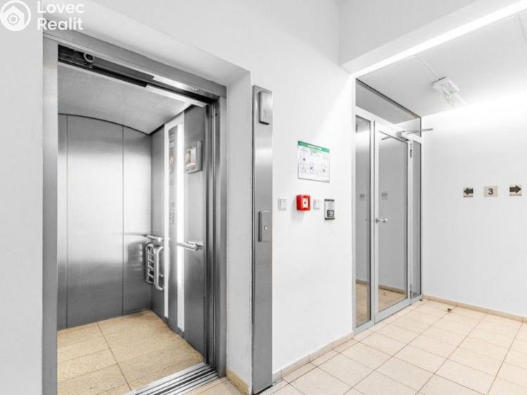 Pronájem bytu 2+KK Praha, Korunní č. 14