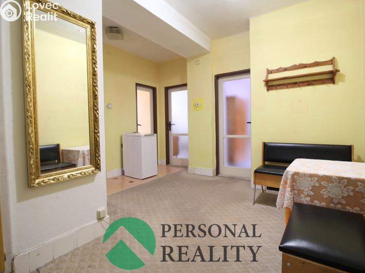 Pronájem bytu 3+1 Karlovy Vary, Dělnická č. 7