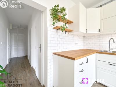 Prodej bytu 2+1 Praha, Sečská č. 5