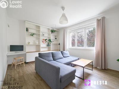 Prodej bytu 2+1 Praha, Sečská č. 6