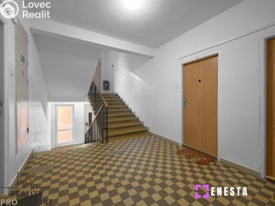 Sale apartment 2+1 Praha, Sečská č. 15