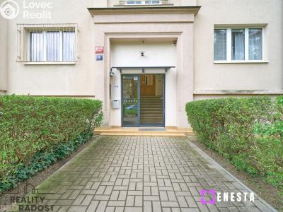 Sale apartment 2+1 Praha, Sečská č. 16