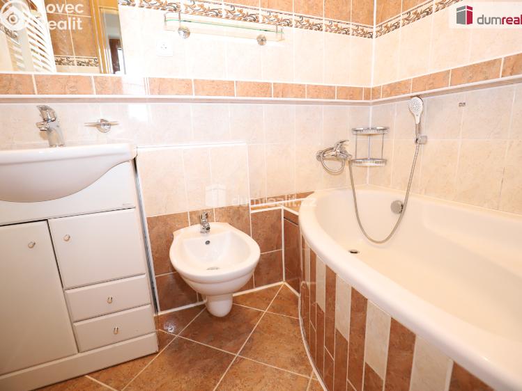 Pronájem bytu 3+1 Karlovy Vary, Stará Kysibelská č. 15