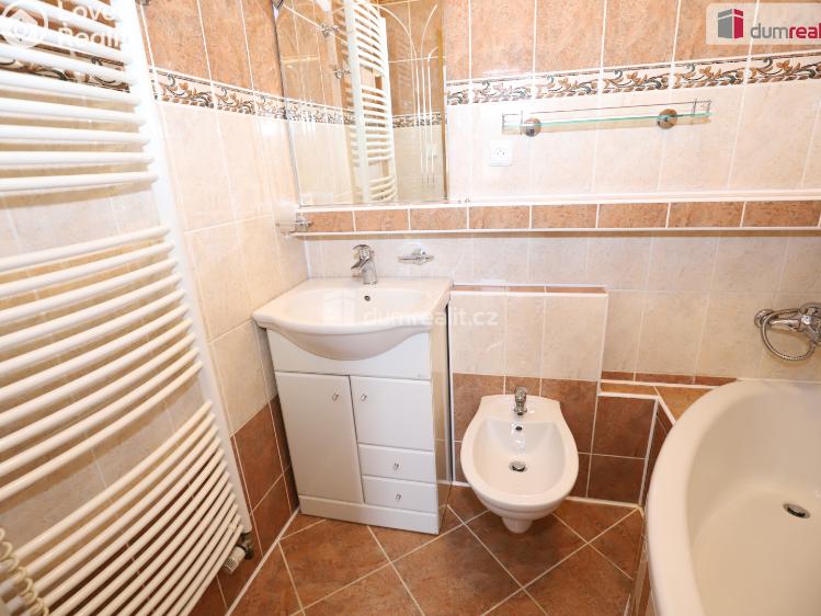 Pronájem bytu 3+1 Karlovy Vary, Stará Kysibelská č. 17