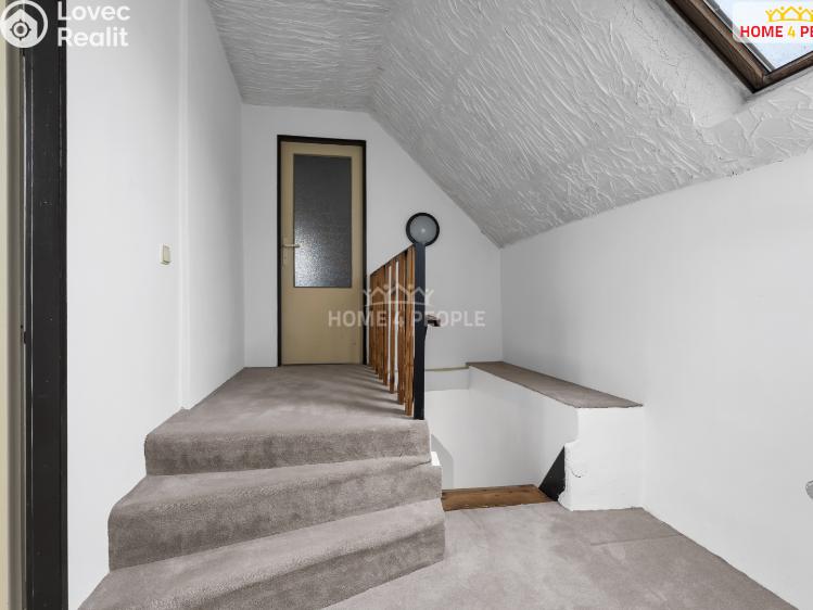 Prodej rodinného domu Zlonice č. 13