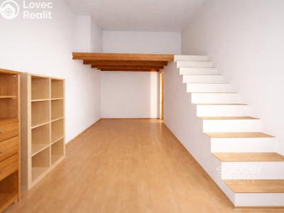 Pronájem bytu 2+KK Praha, Grafická č. 1