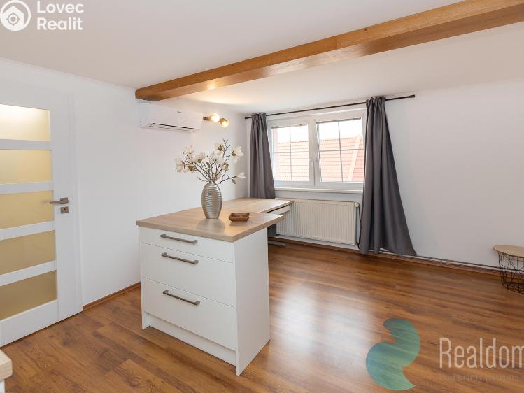 Pronájem bytu 2+KK Český Brod, Ruská 697 č. 3