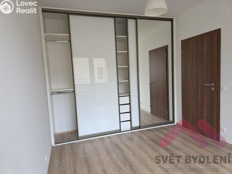 Pronájem bytu 2+KK Praha, Nárožní č. 9