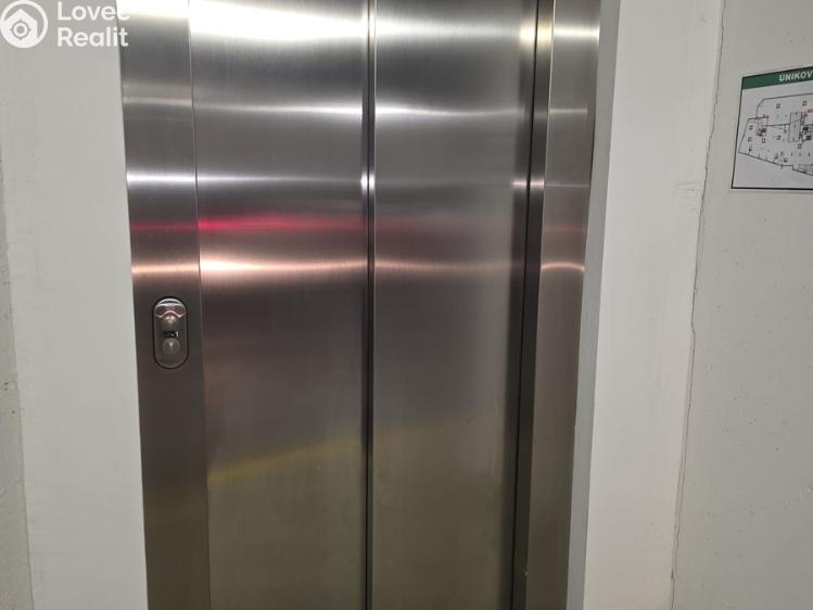 Pronájem bytu 2+KK Praha, Nárožní č. 14