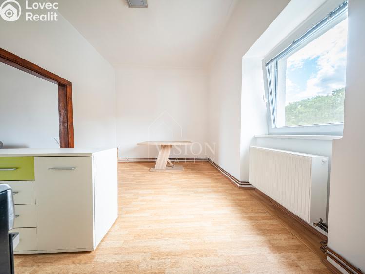 Prodej činžovního domu Všemyslice č. 15