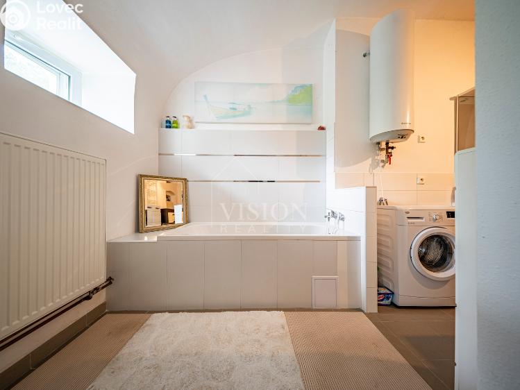 Prodej činžovního domu Všemyslice č. 26