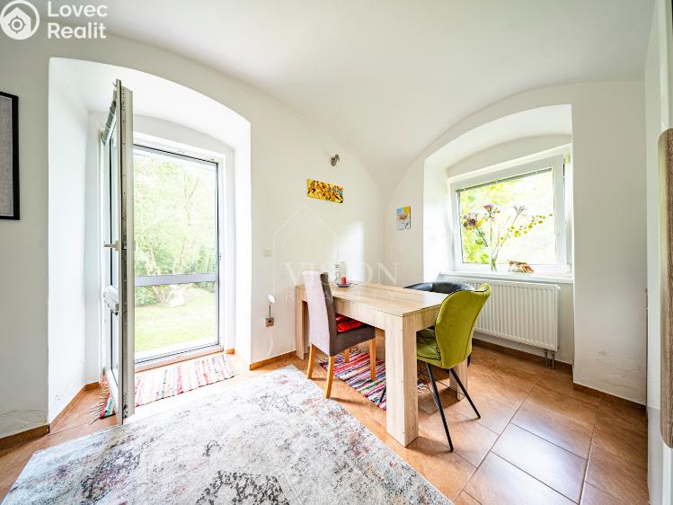 Prodej činžovního domu Všemyslice č. 29