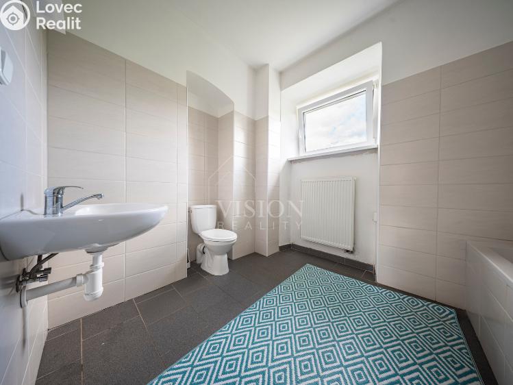 Prodej činžovního domu Všemyslice č. 30