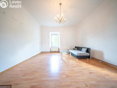 Продаж багатоквартирного будинку Všemyslice č. 19