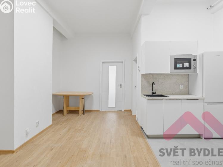 Аренда квартиры 3+1 Praha, Na Pankráci 1344/111 č. 9