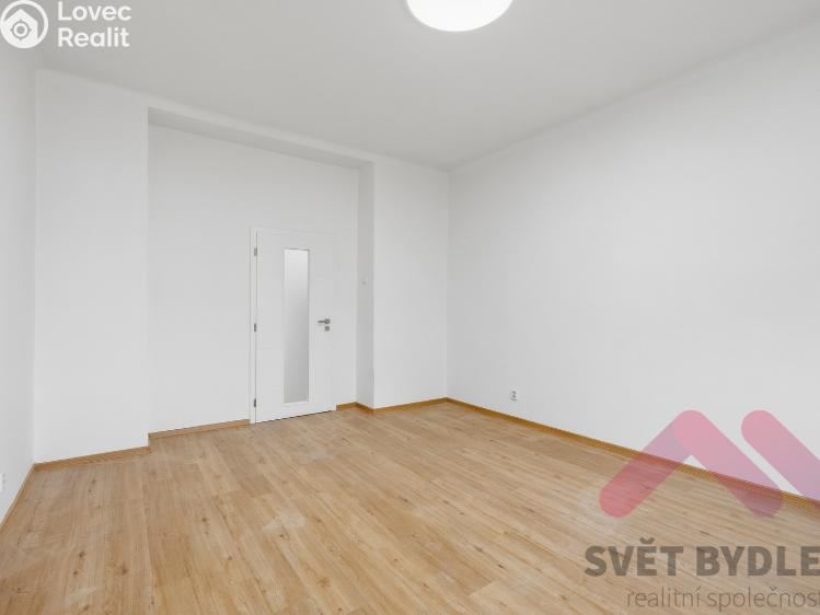 Pronájem bytu 3+1 Praha, Na Pankráci 1344/111 č. 21