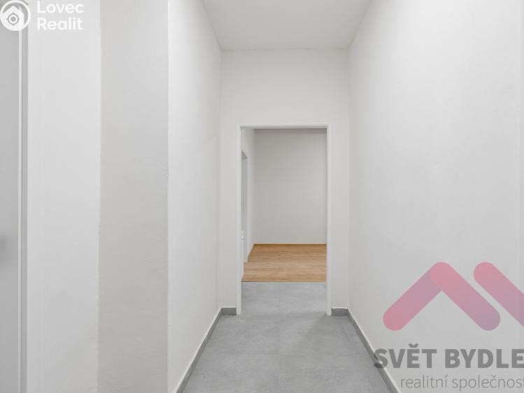 Pronájem bytu 3+1 Praha, Na Pankráci 1344/111 č. 22